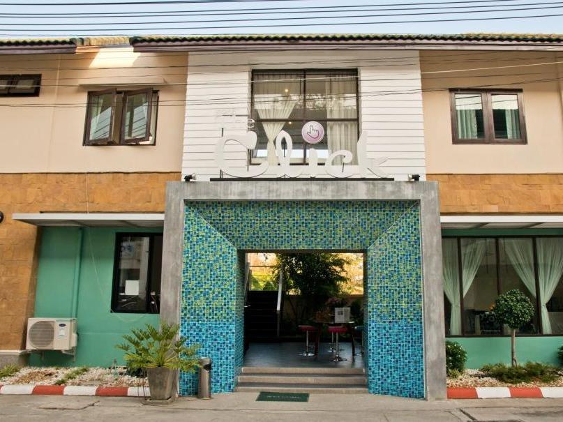Oyo 345 The Click Guesthouse At Chalong Phuket Dış mekan fotoğraf